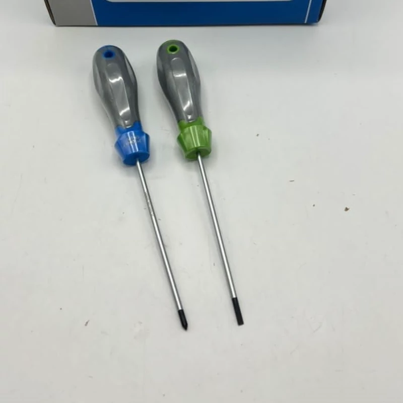 پیچ گوشتی 100*3دربسته های 2عدد