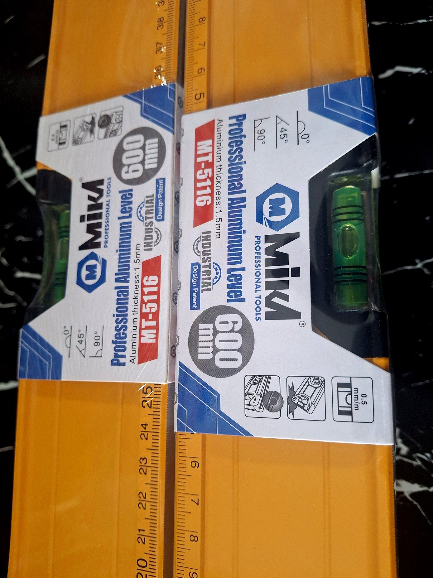تراز 60 سانت میکا تولز